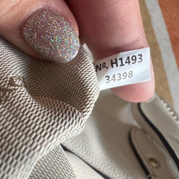 Coach 1941 Whiplash Tatum Leather Chalk White And Gold Rivets Shoulder Tote Bag - Picture 6 of 7